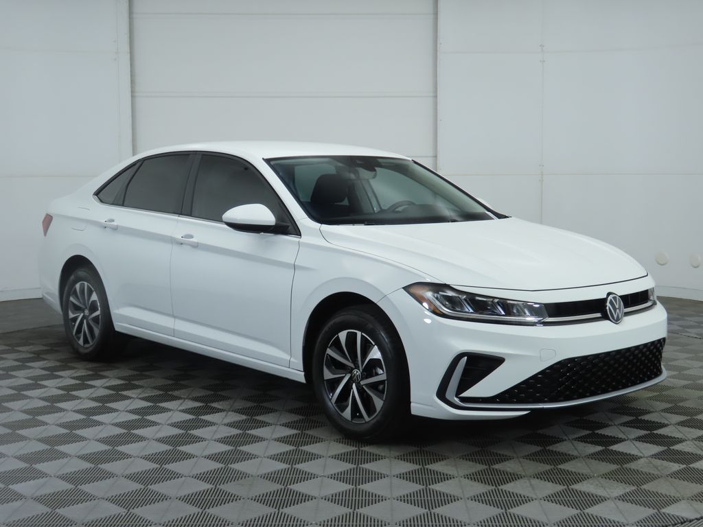 Thumbnail: 2025 Volkswagen Jetta - 3