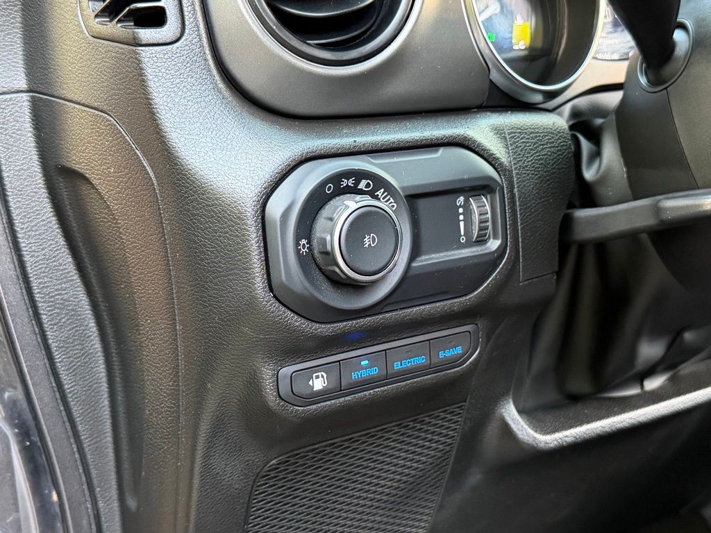 2023 Jeep Wrangler #29
