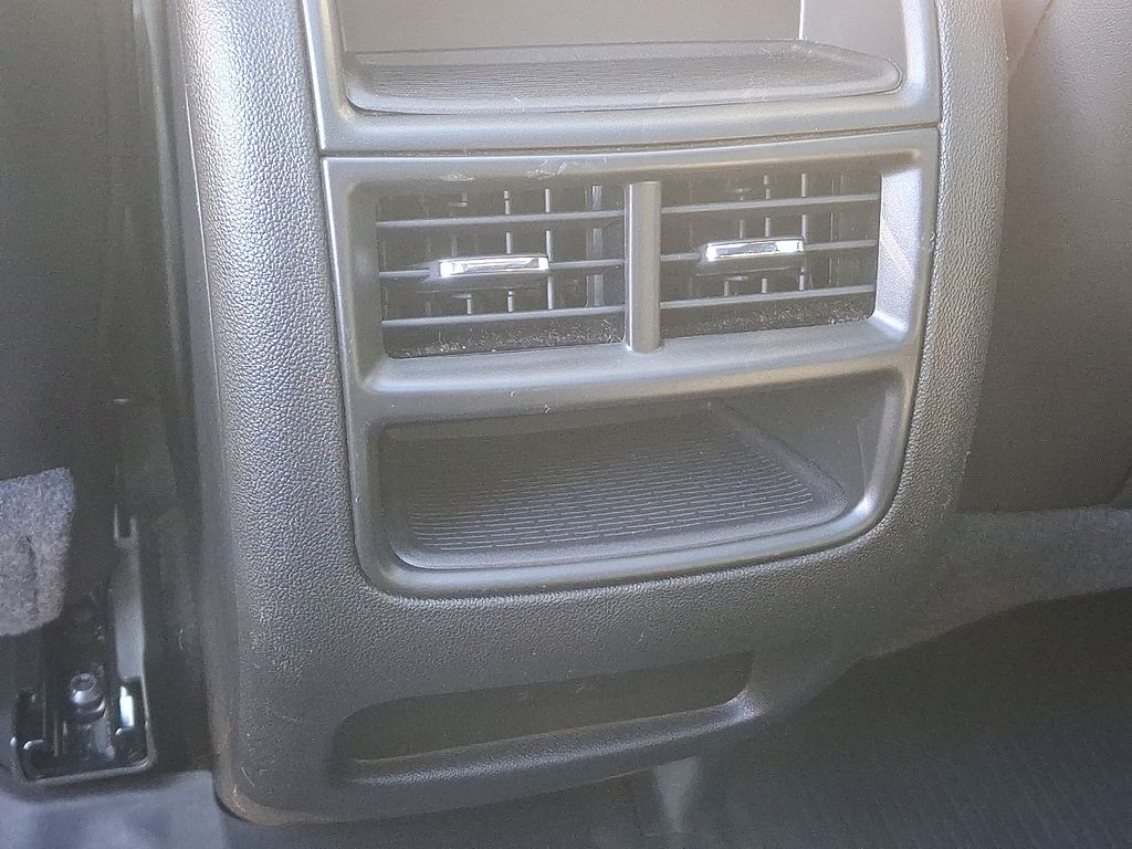 Thumbnail: 2024 Cadillac XT5 - 11