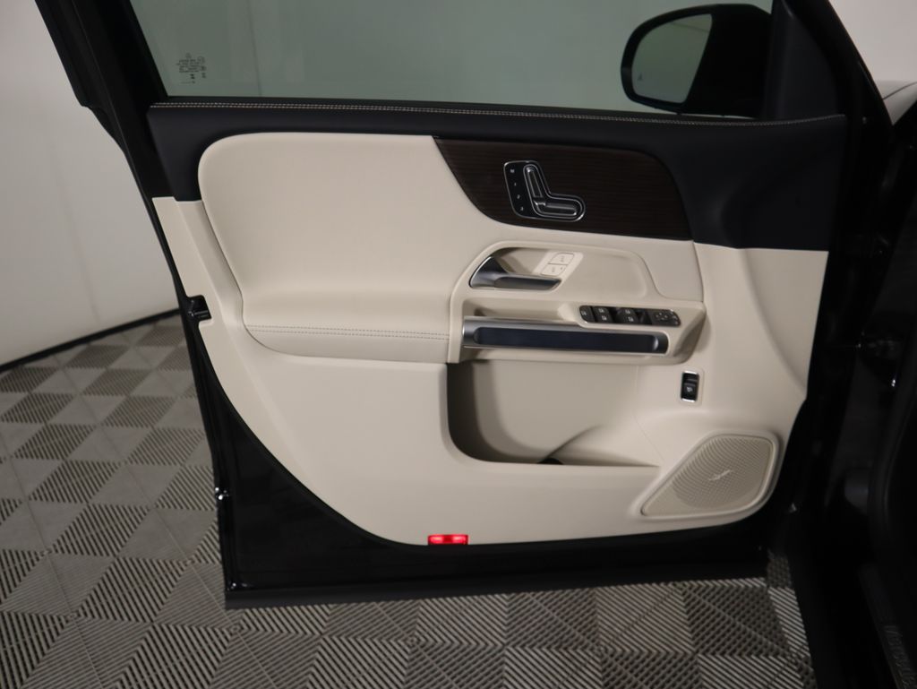 Thumbnail: 2026 Mercedes-Benz GLB - 25