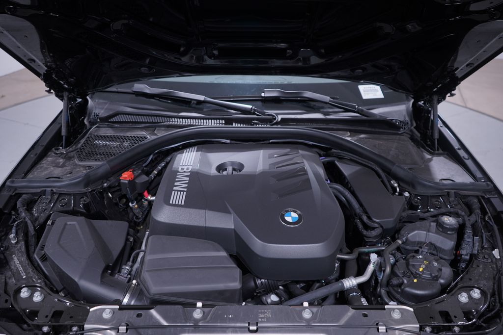 2025 BMW 3 Series 330i 14