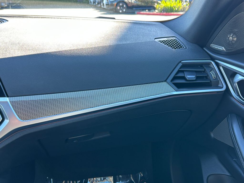 Thumbnail: 2023 BMW 4 Series - 25