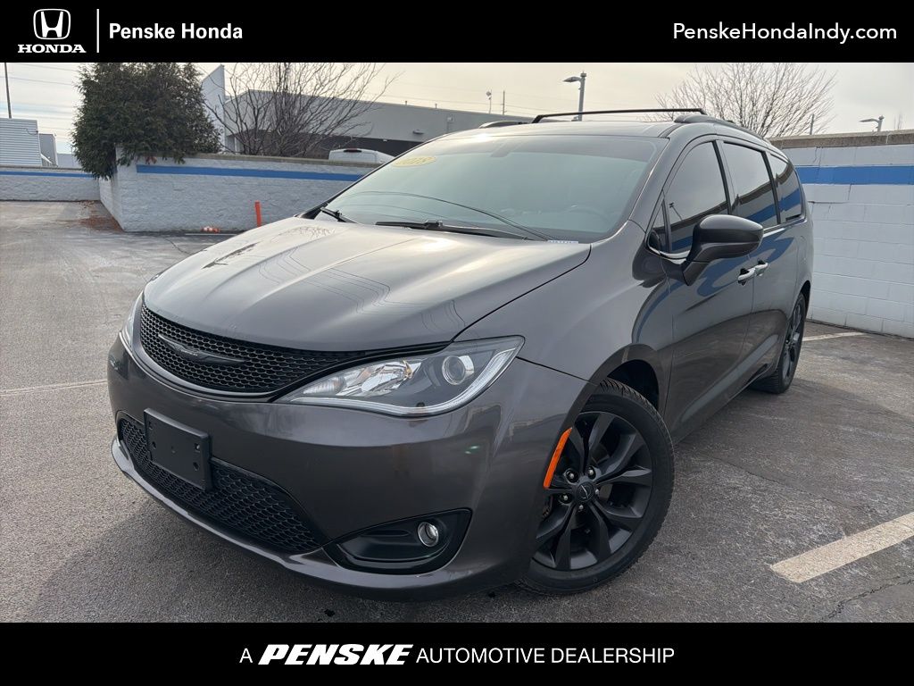 2018 Chrysler Pacifica  -
                  Indianapolis, IN