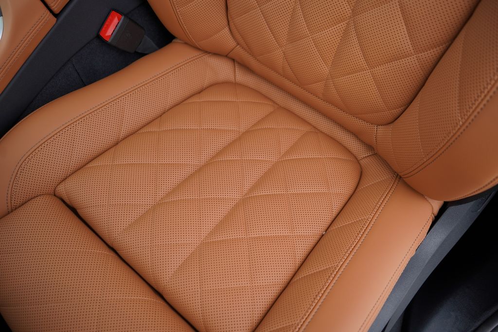 Thumbnail: 2026 BMW X5 - 11