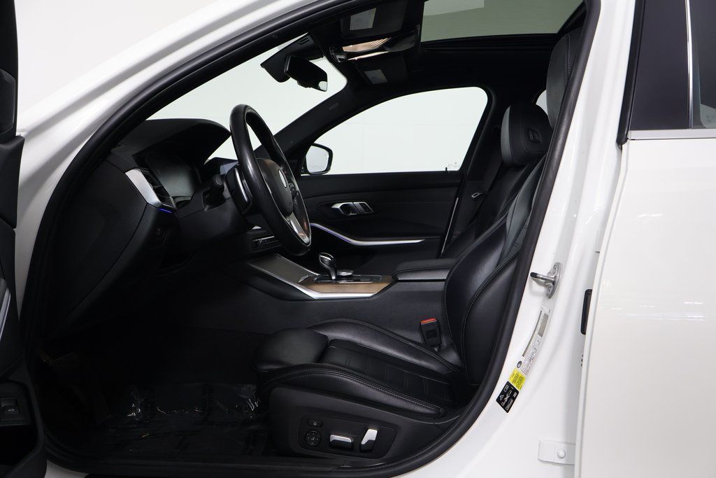 Thumbnail: 2019 BMW 3 Series - 10