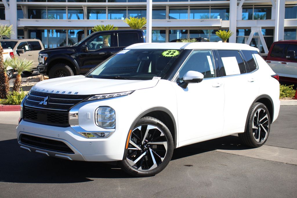 White Diamond 2022 Mitsubishi Outlander SUV / Crossover All-Wheel Drive Continuously Variable Transmission