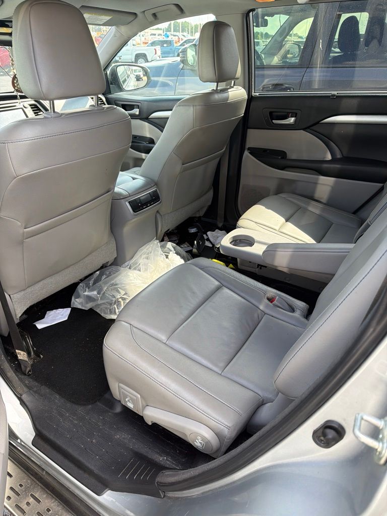 Used 2018 Toyota Highlander SUV