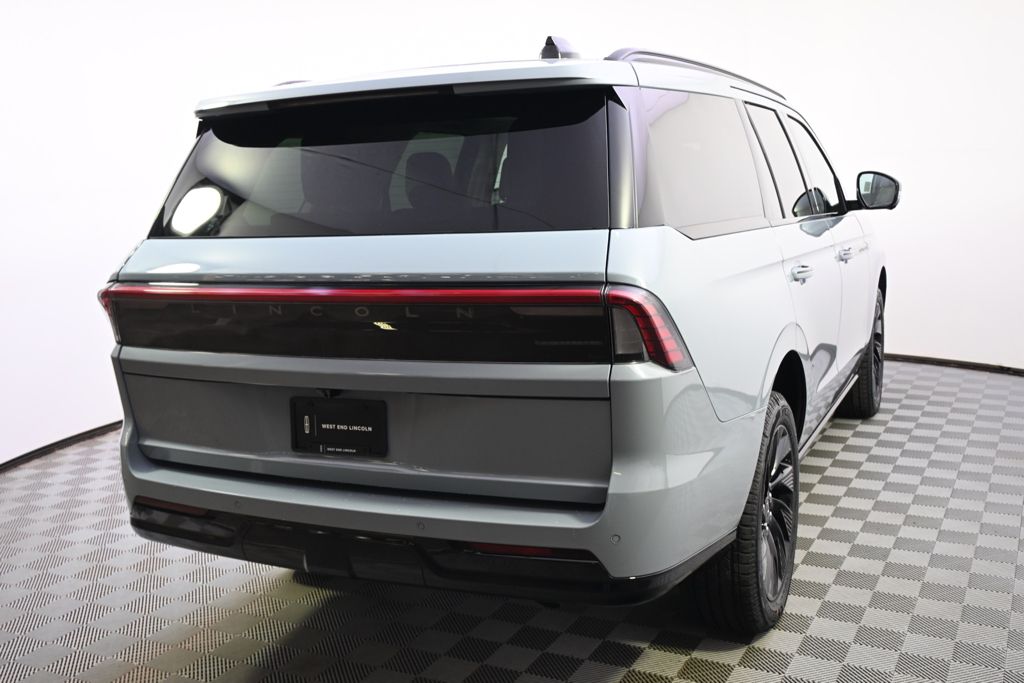 New 2026 Gray Lincoln Reserve image 6