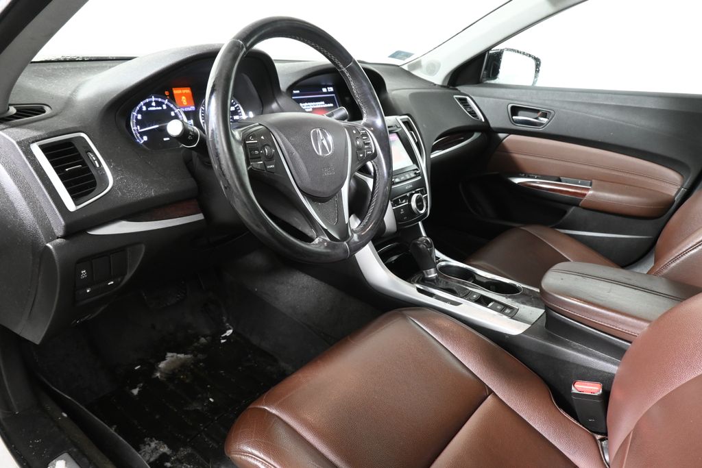 Thumbnail: 2017 Acura TLX - 4