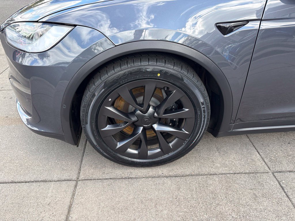 2022 Tesla Model X Plaid
