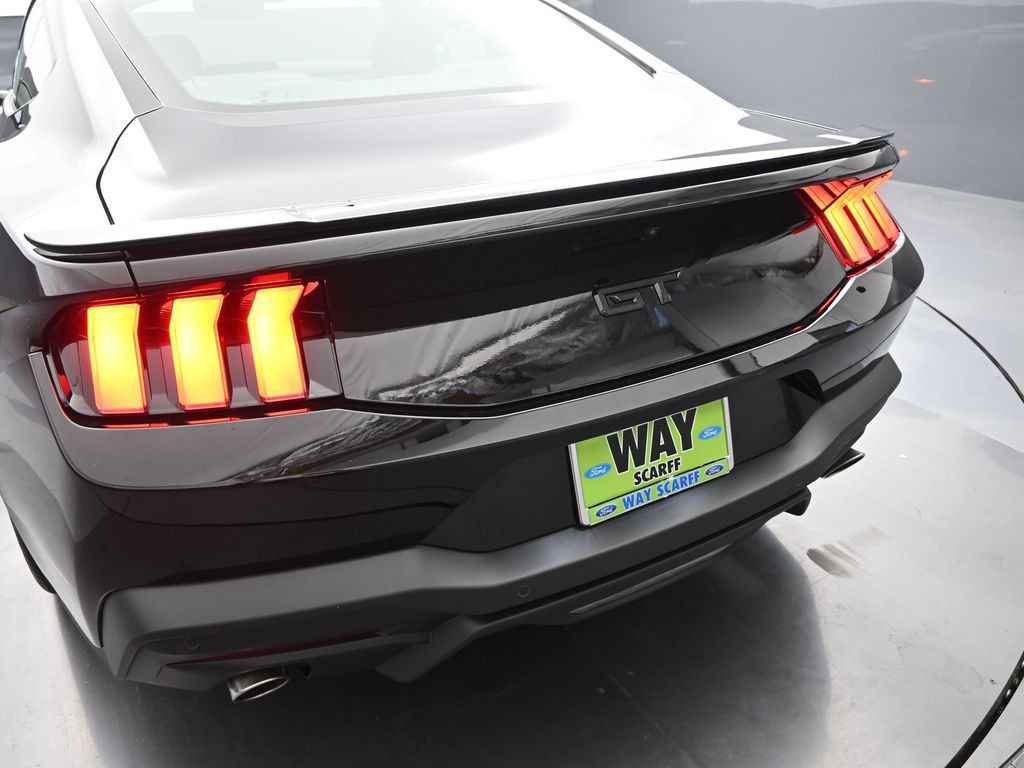2025 Ford Mustang GT Premium Fastback