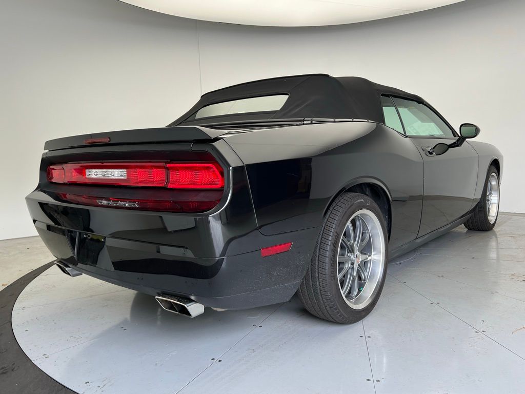 Thumbnail: 2010 Dodge Challenger - 21