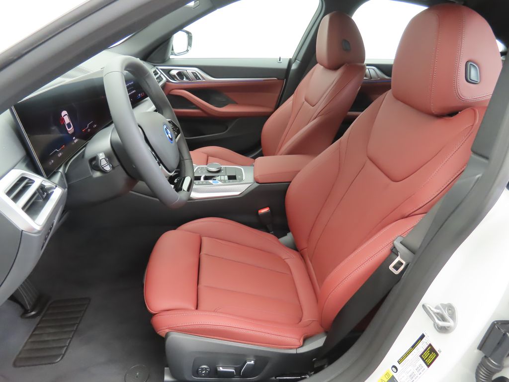 2025 BMW i4 eDrive40 19