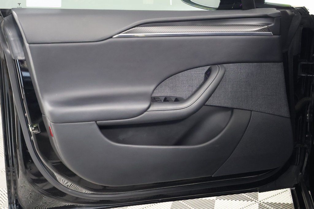 Thumbnail: 2021 Tesla Model S - 12