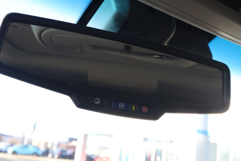 Thumbnail: 2019 Chevrolet Tahoe - 32