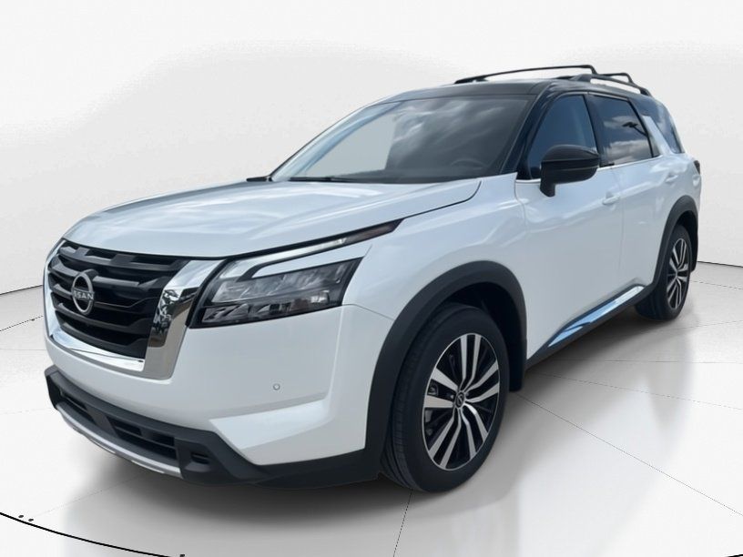 2025 Everest White Pearl Tricoat/Super Black Nissan Pathfinder Platinum FWD SUV