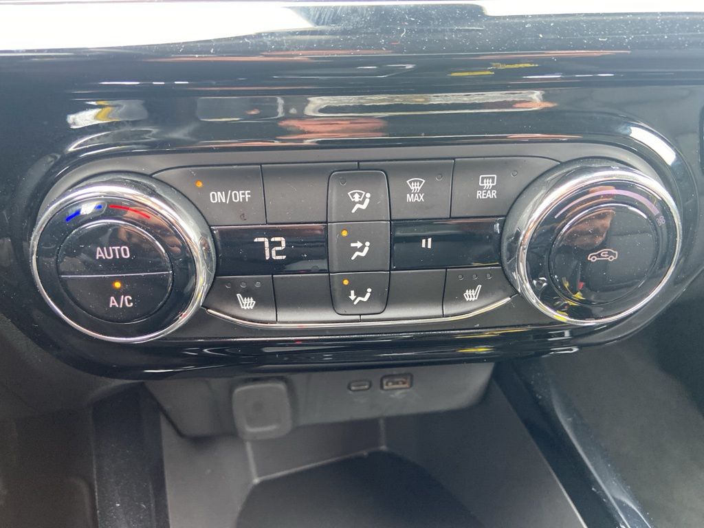 Thumbnail: 2024 Chevrolet Trax - 17