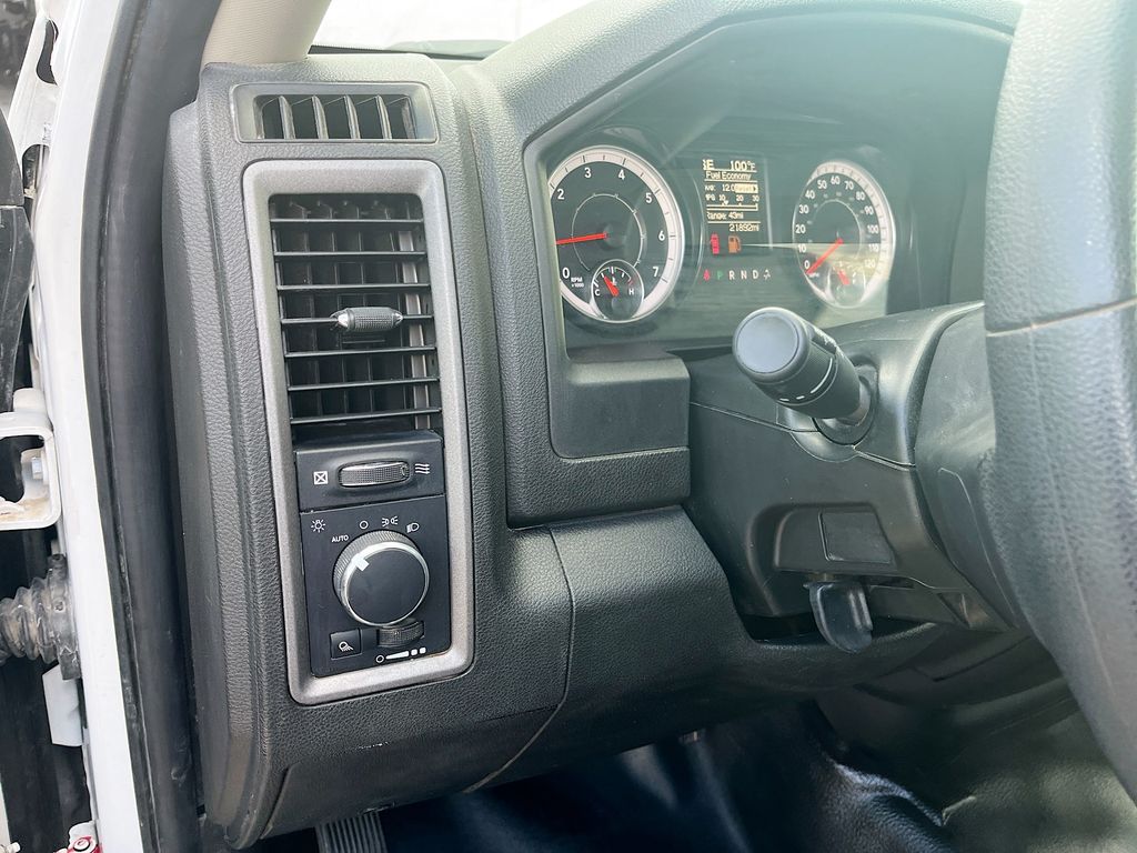 Used 2022 White Ram Tradesman image 10