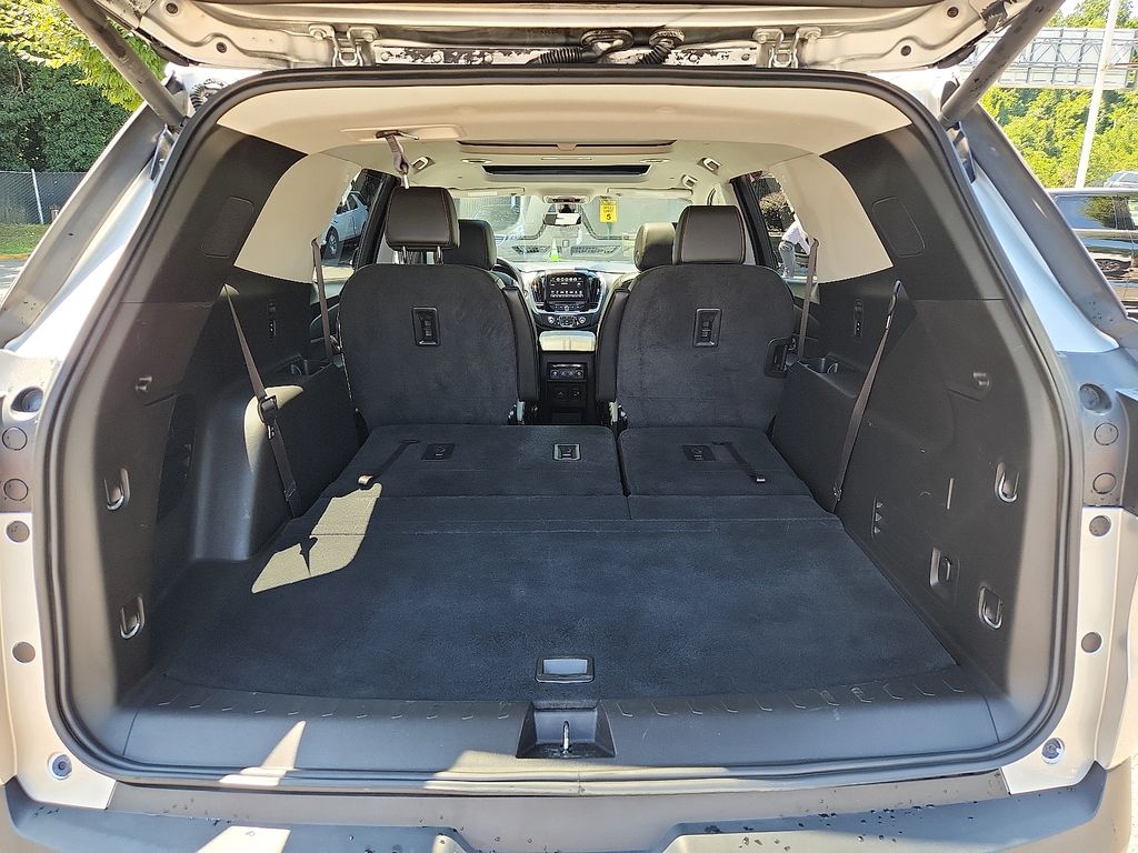 Thumbnail: 2019 Chevrolet Traverse - 30