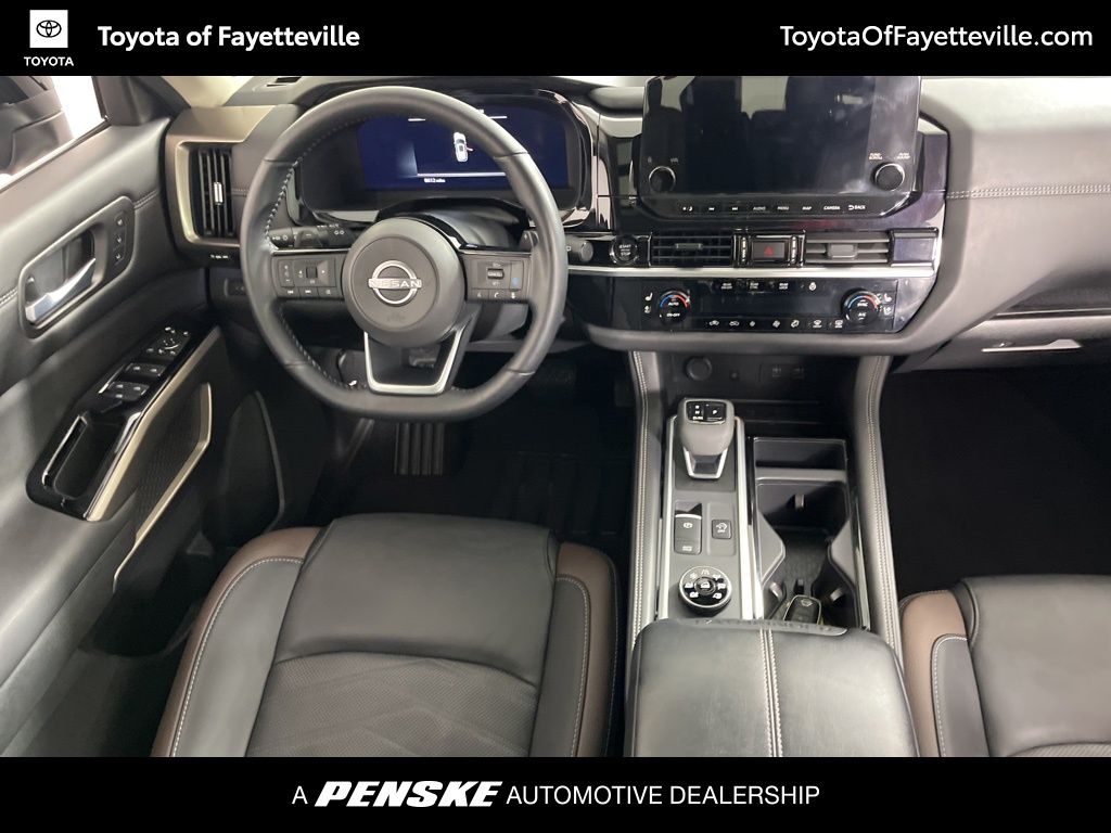 Thumbnail: 2025 Nissan Pathfinder - 5