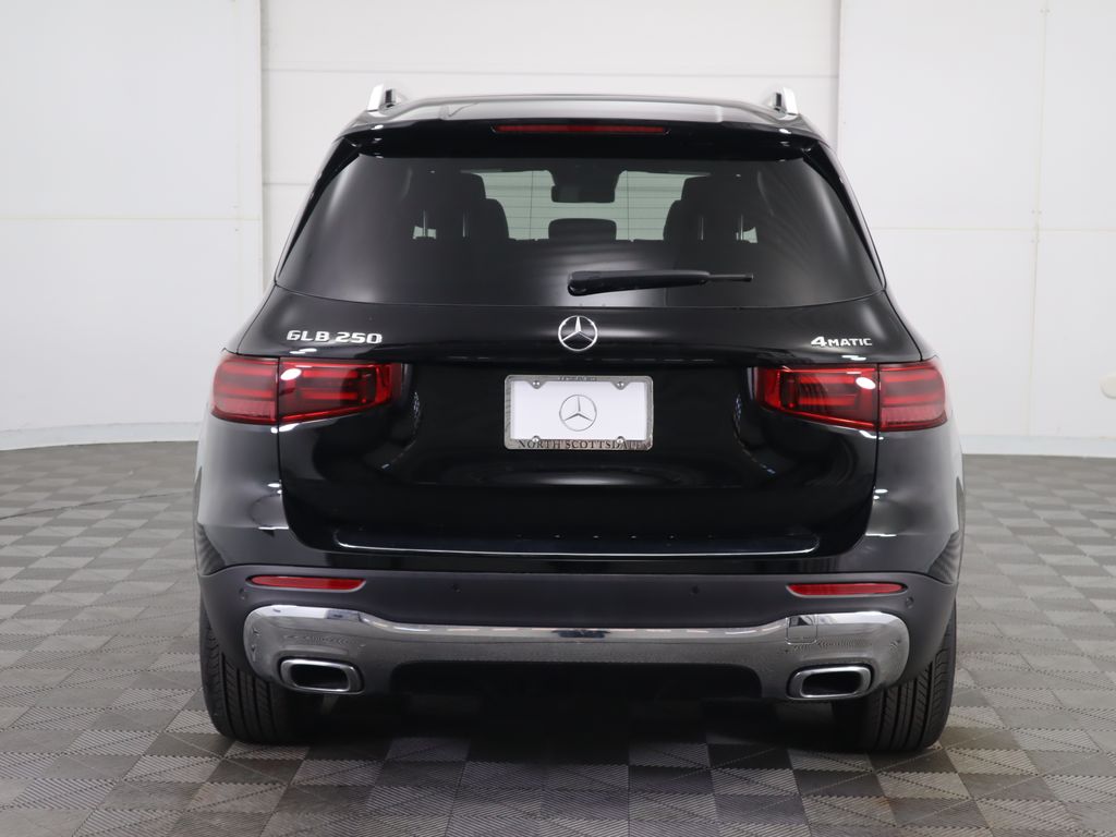 Thumbnail: 2025 Mercedes-Benz GLB - 6