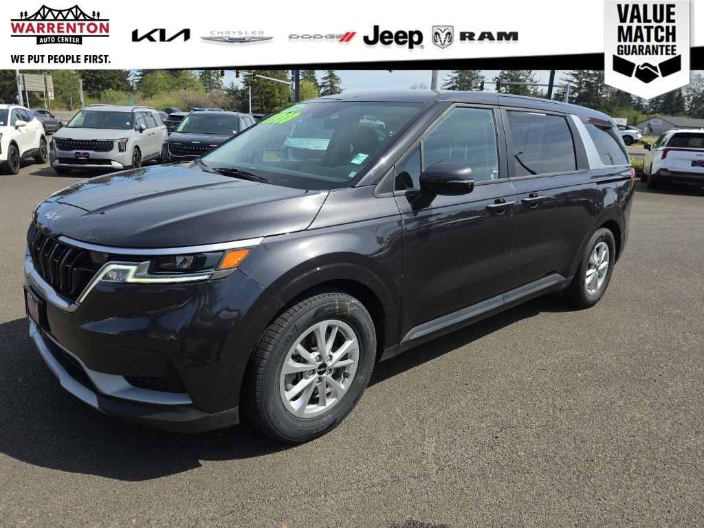 2024 Kia Carnival LX