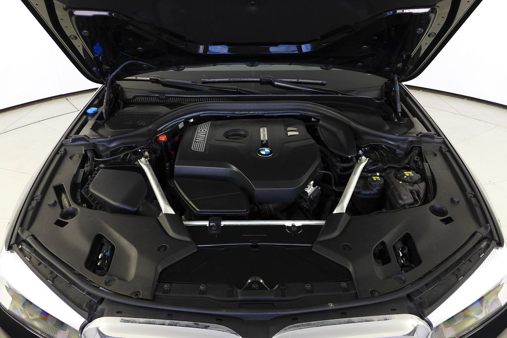 Thumbnail: 2018 BMW 5 Series - 7