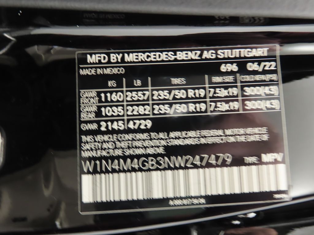 Thumbnail: 2022 Mercedes-Benz GLB - 32