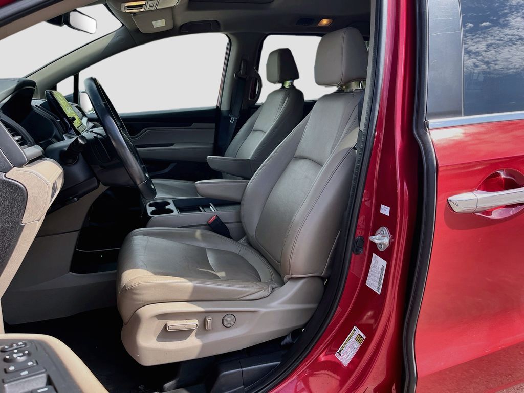 Used 2022 Red Honda EX-L image 20