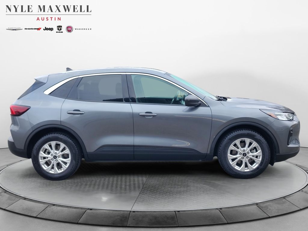 Used Car 2024 Ford Escape  Active For Sale Under $20,000 In Austin, Texas