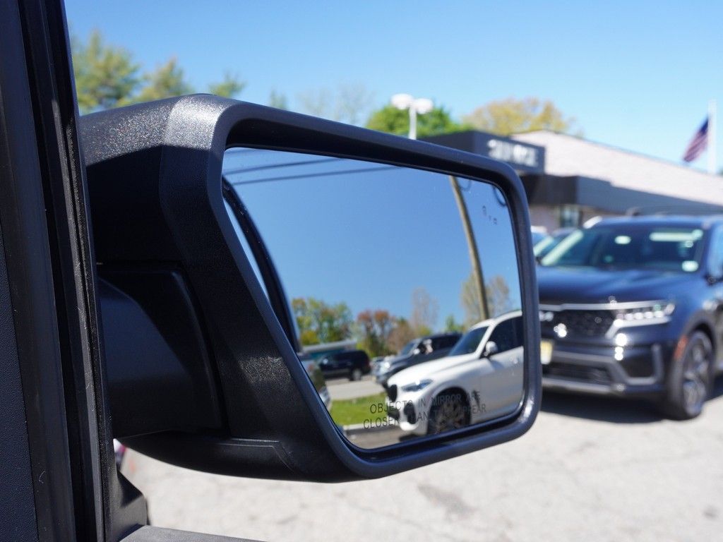 Used 2023 Black Ford XLT image 33