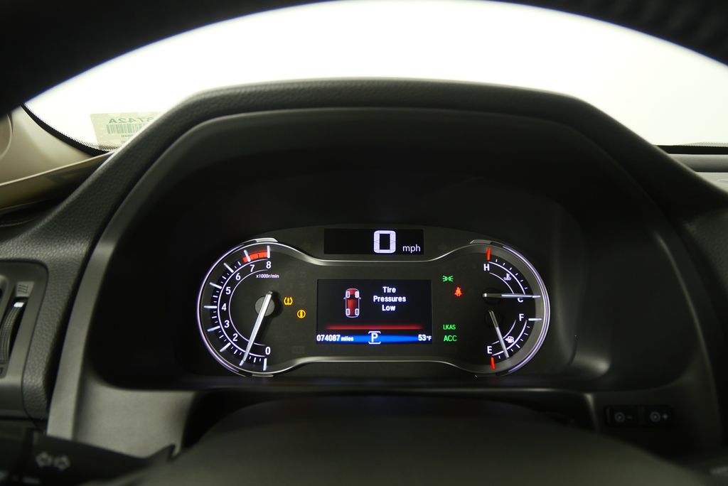 Thumbnail: 2017 Honda Pilot - 24