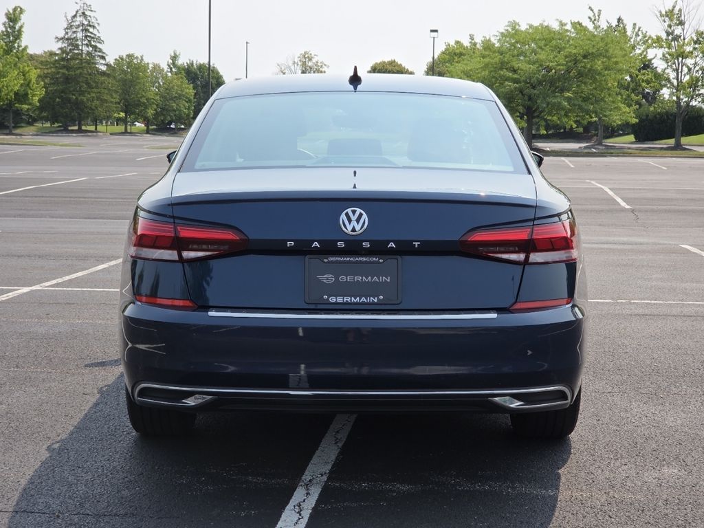 Used 2021 Blue Volkswagen 2.0T SE image 17