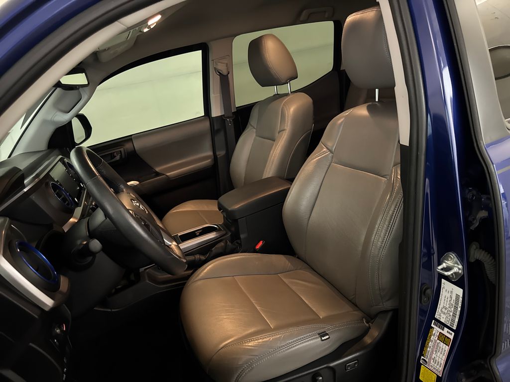 Certified Used 2022 Blue Toyota SR5 image 18