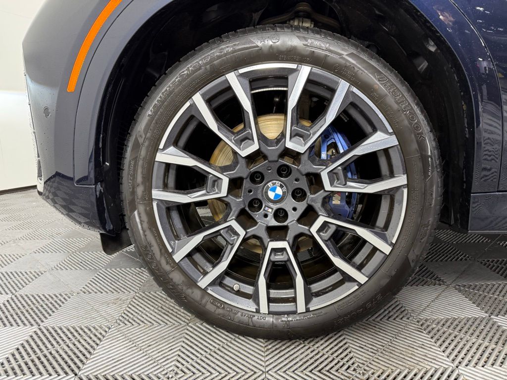 Thumbnail: 2024 BMW X6 - 9