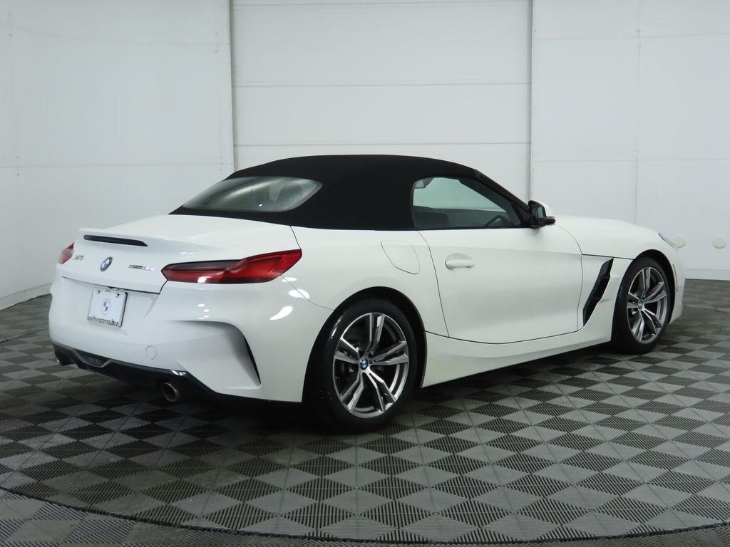Thumbnail: 2025 BMW Z4 - 13