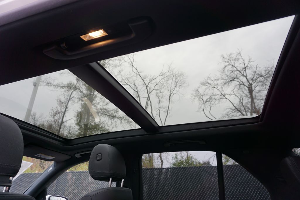 Thumbnail: 2022 Mercedes-Benz GLE - 16