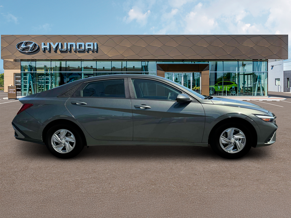 Thumbnail: 2025 Hyundai Elantra - 9