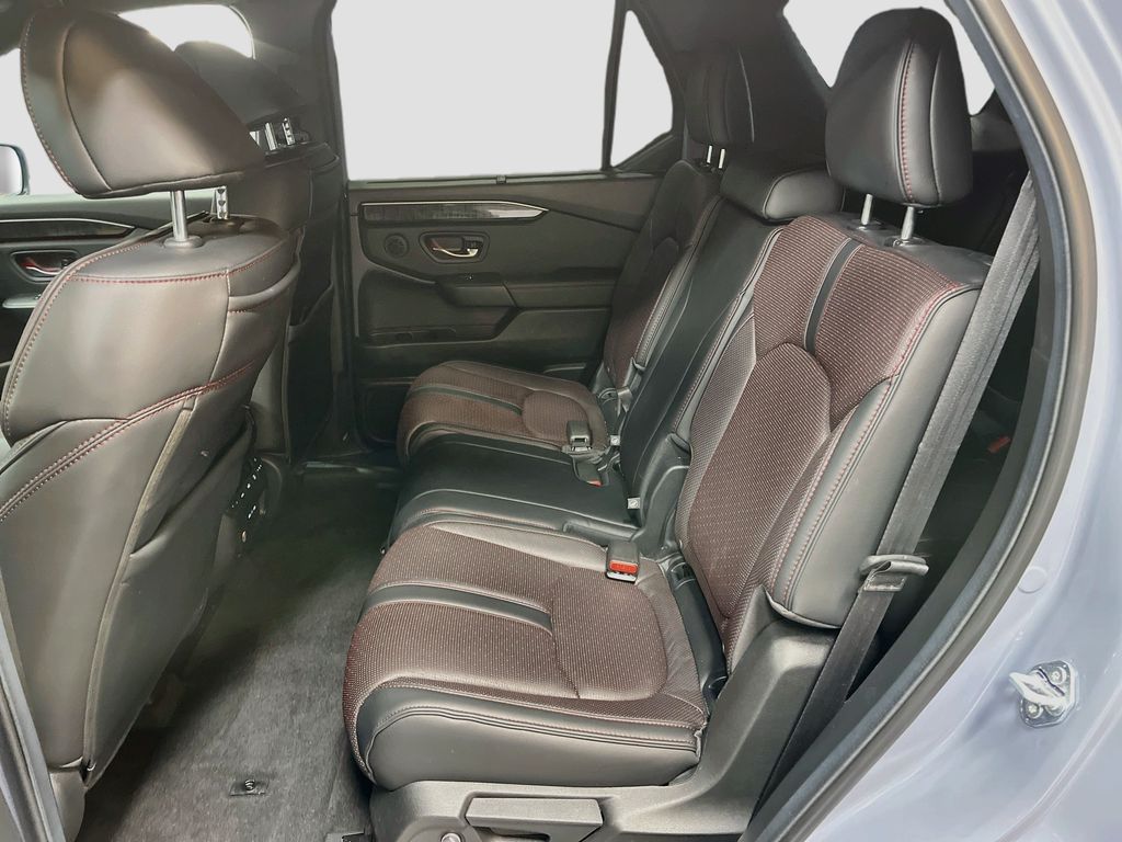Used 2025 Gray Honda Black Edition image 26