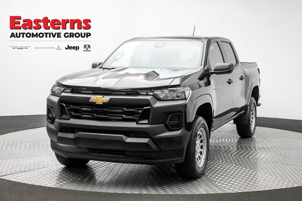 Black 2024 Chevrolet Colorado Pickup Truck 4X2 8-Speed Automatic