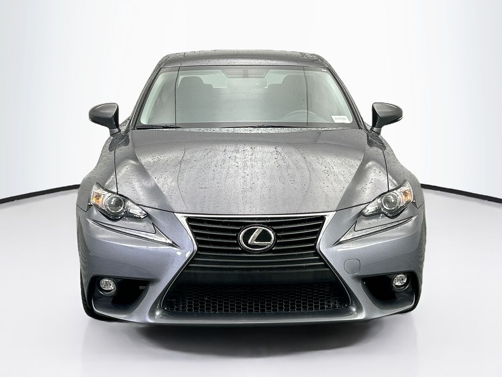 Thumbnail: 2016 Lexus IS - 2