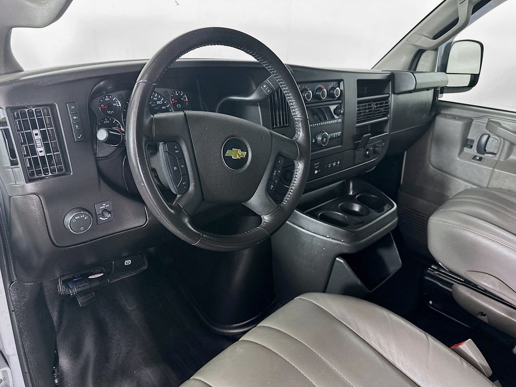 Used 2022 White Chevrolet Work Van image 29