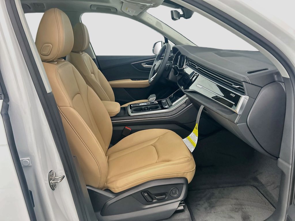 Thumbnail: 2026 Audi Q7 - 19