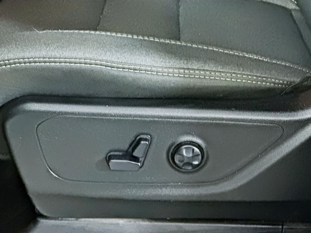 Used 2020 Red Ram Big Horn/Lone Star image 22