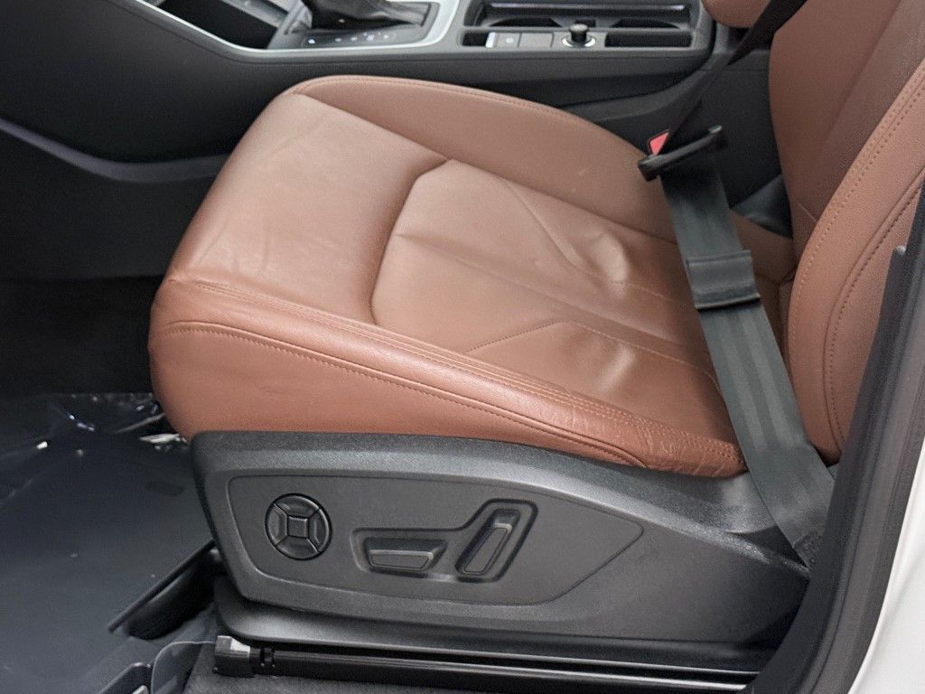 Thumbnail: 2022 Audi Q3 - 29