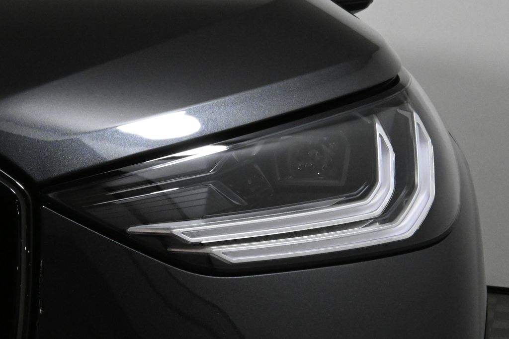 Thumbnail: 2025 BMW X3 - 11
