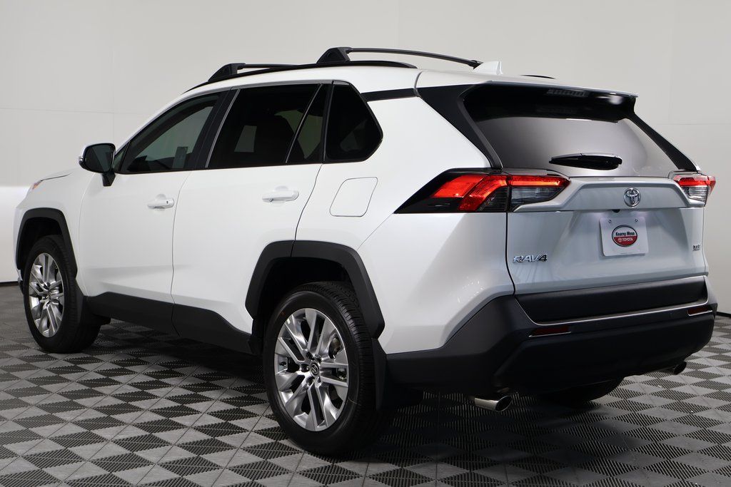 Thumbnail: 2025 Toyota RAV4 - 6