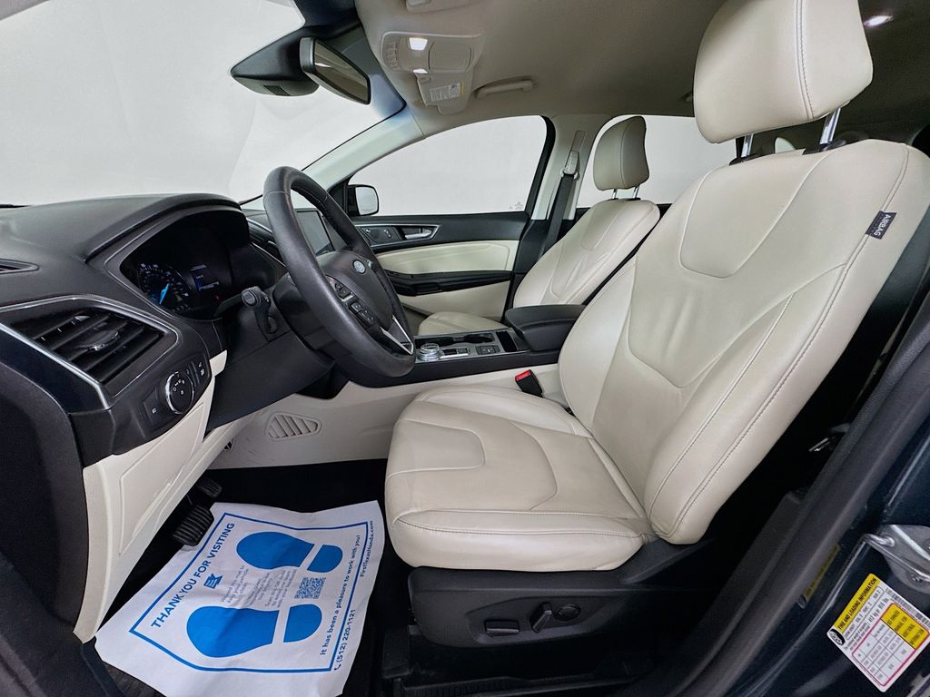 Used Car 2022 Ford Edge  Titanium For Sale Under $30,000 In Austin, Texas