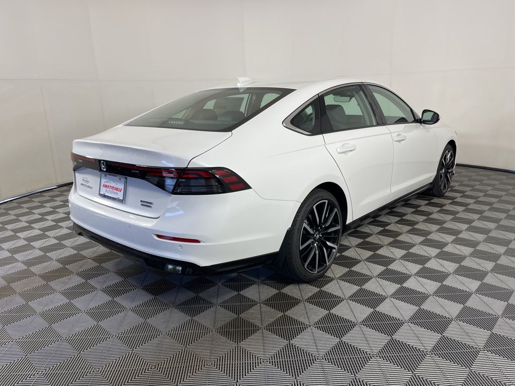Thumbnail: 2025 Honda Accord - 5
