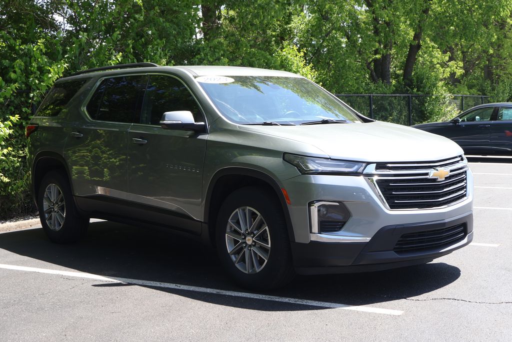 Thumbnail: 2023 Chevrolet Traverse - 11